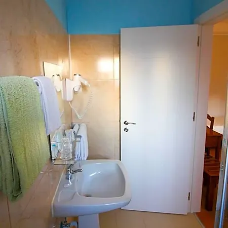 Residencial Lord Гостьовий будинок Лісабон