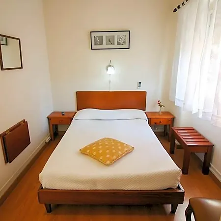 Πανσιόν Residencial Lord 2*