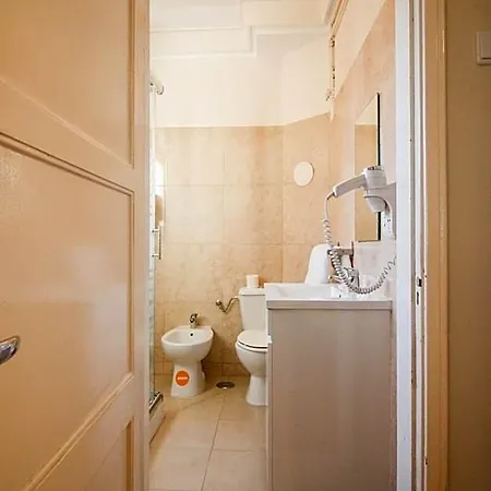 Residencial Lord Гостьовий будинок 2*