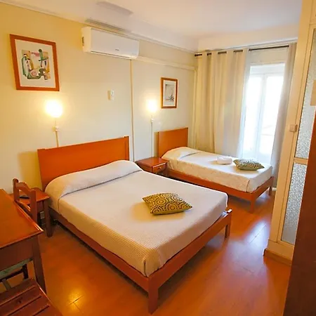 Πανσιόν Residencial Lord 2*