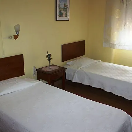 Πανσιόν Residencial Lord Lisboa