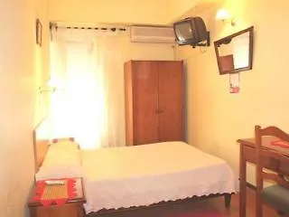 Residencial Lord Πανσιόν 2*