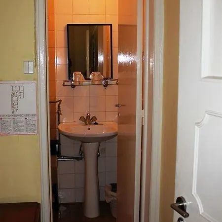 Πανσιόν Residencial Lord