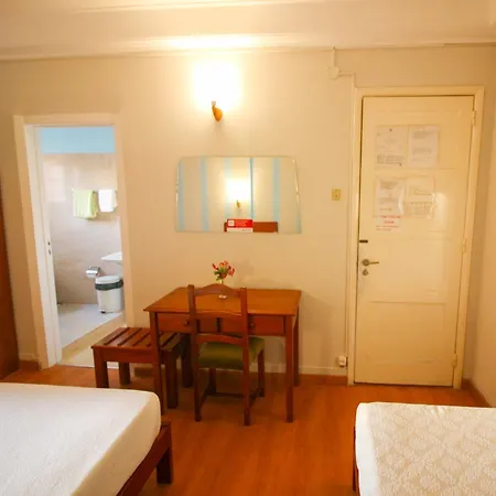 Residencial Lord Maison d'hôtes